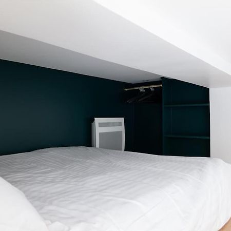 Bel Appartement D'Architecte Au Coeur De Париж Екстериор снимка