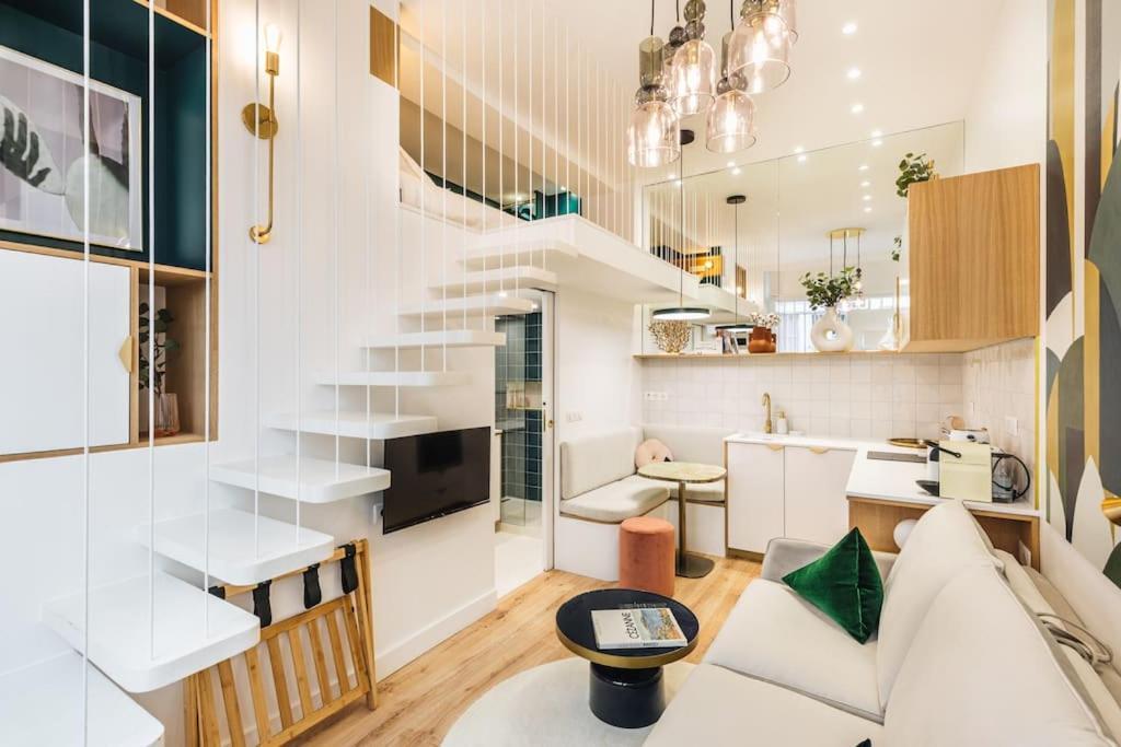 Bel Appartement D'Architecte Au Coeur De Париж Екстериор снимка