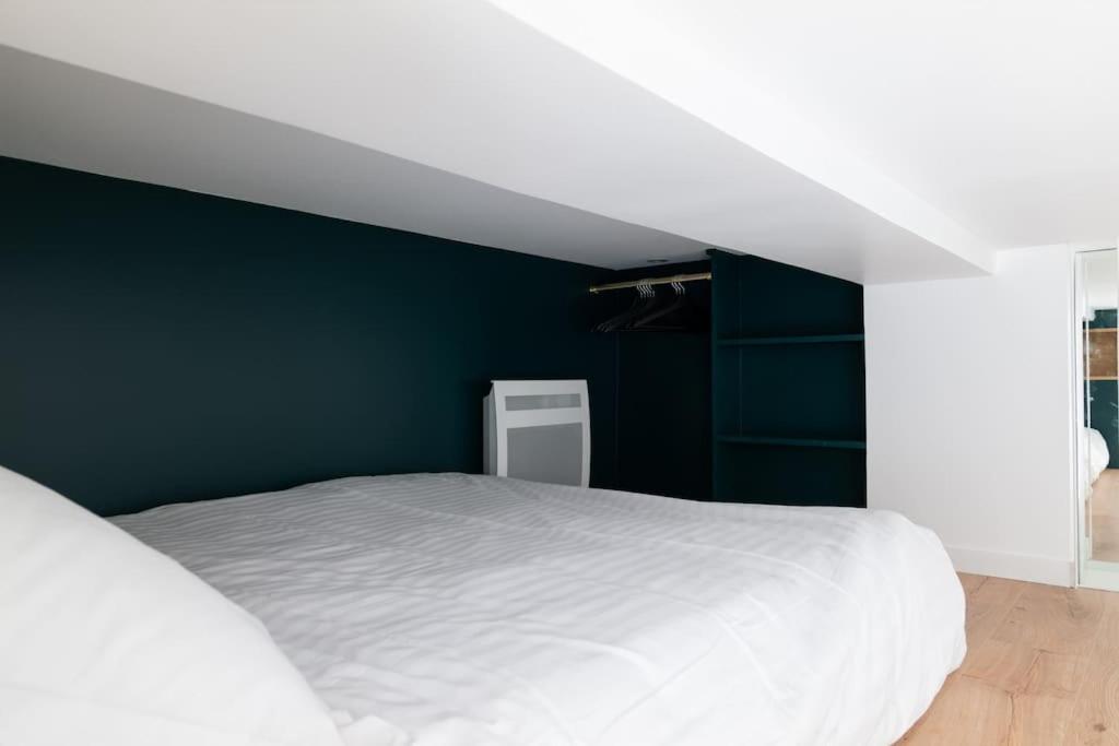 Bel Appartement D'Architecte Au Coeur De Париж Екстериор снимка